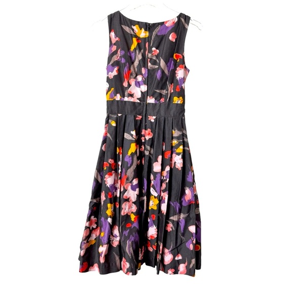 H&M Floral | Sleeveless Pleated Dress | Size 6 - Picture 2 of 5